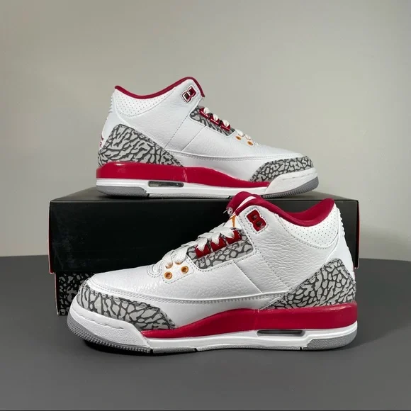 Jordan 3 ‘Cardinal’ - Picture 2 of 5